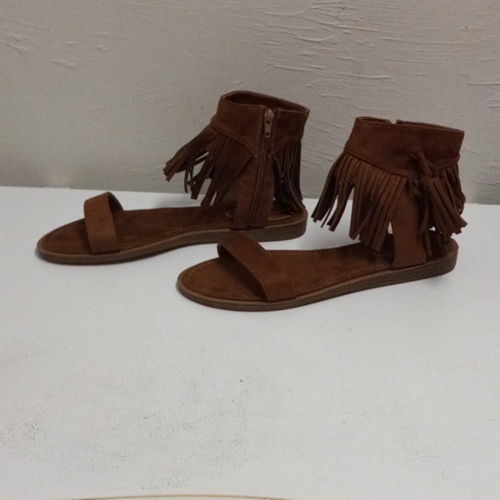 Pierre Dumas Lizzie-10, size 10, brown sandals new